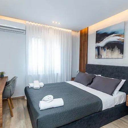 Urban Jungle Apartment Thessaloniki Exterior photo